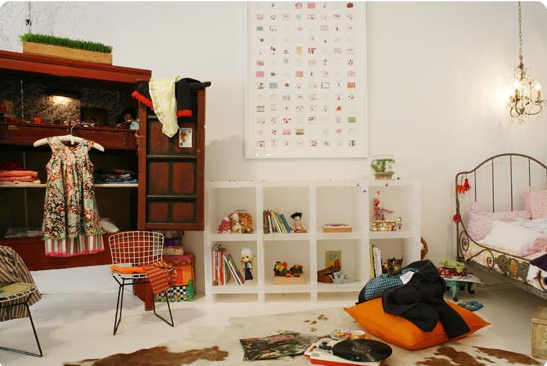 adult-furniture-for-children-2