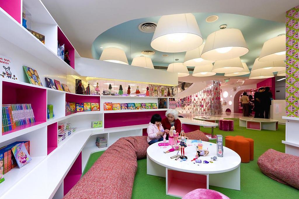 barbies-flagship-store-12