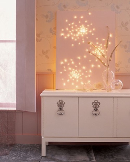 christmas-lights-in-a-bedroom-4