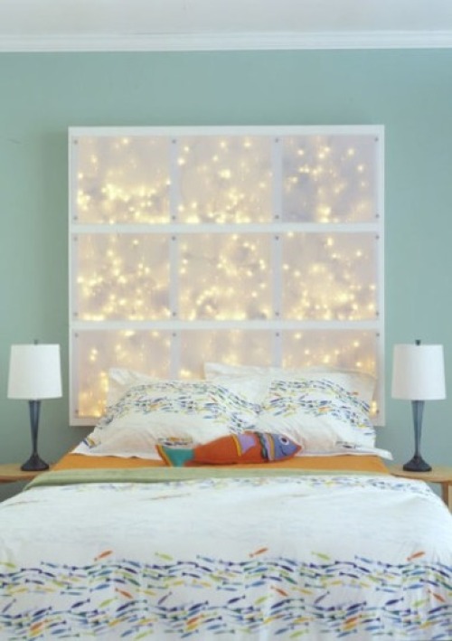 christmas-lights-in-a-bedroom-7