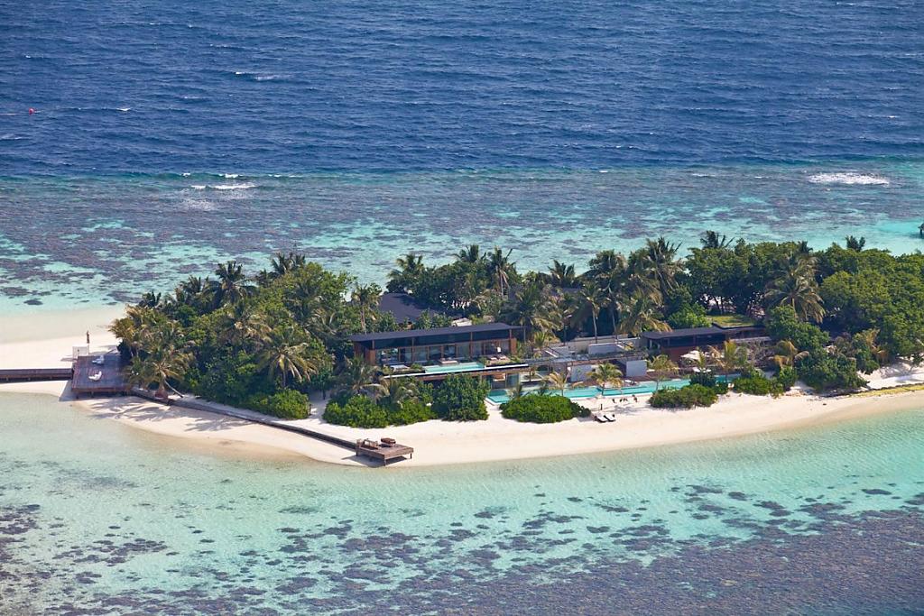 coco-prive-kuda-hithi-island-4