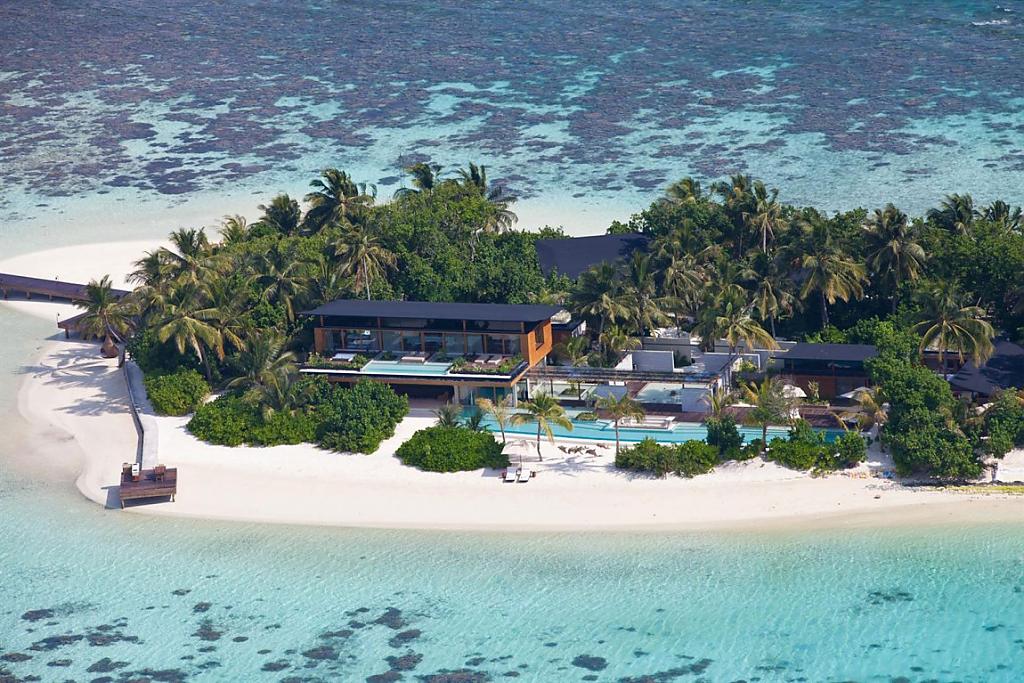 coco-prive-kuda-hithi-island-5