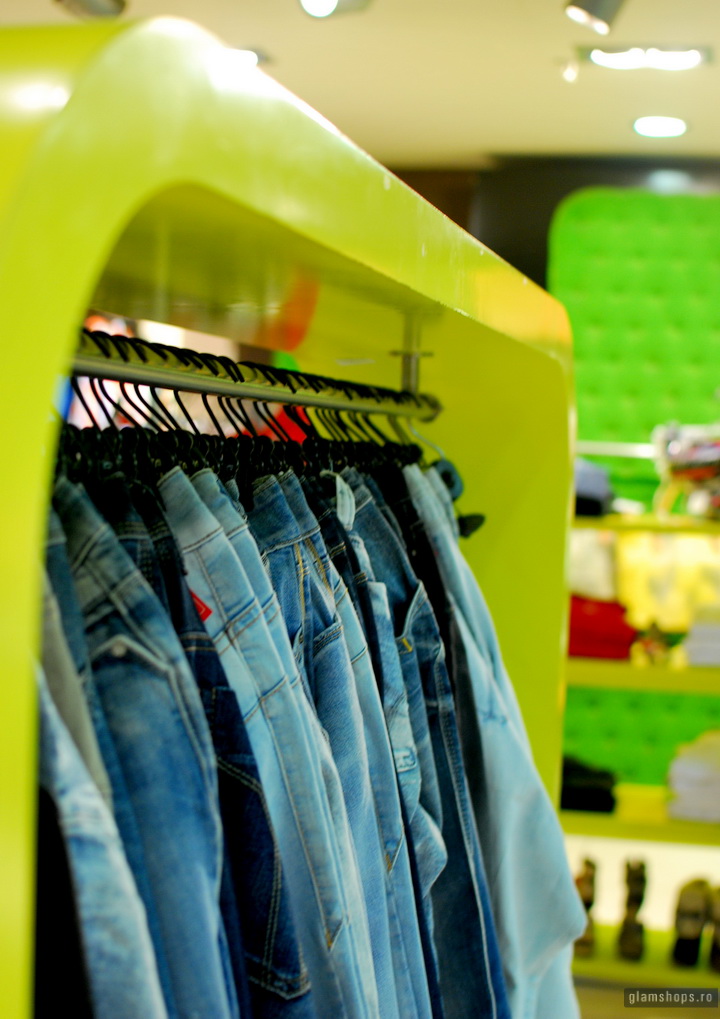collective-multi-brand-store-19