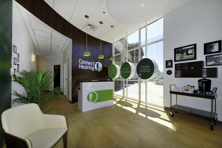 connect-hearing store-12