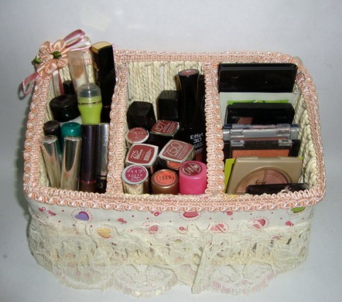 cool-makeup-storage-ideas-13