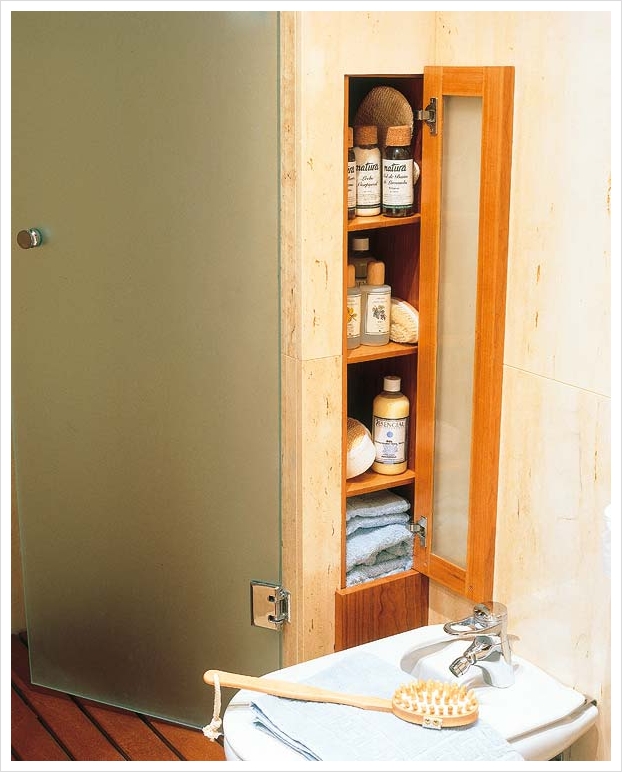 creative-storage-idea-for-a-small-bathroom-2