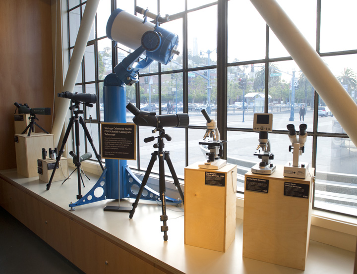 exploratorium-store-pier-15-by-shopworks-design-8