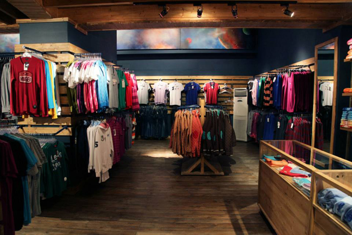 family-center-store-by-ali-alavi-6