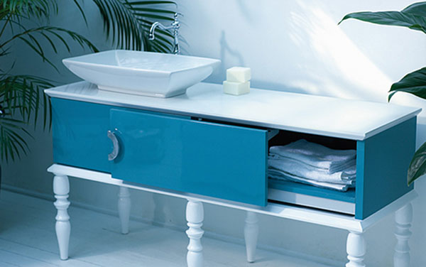 feminine-blue-bathroom-suite-by-ypsilon-1