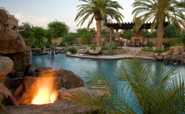 fireplaces-by-the-pool-14