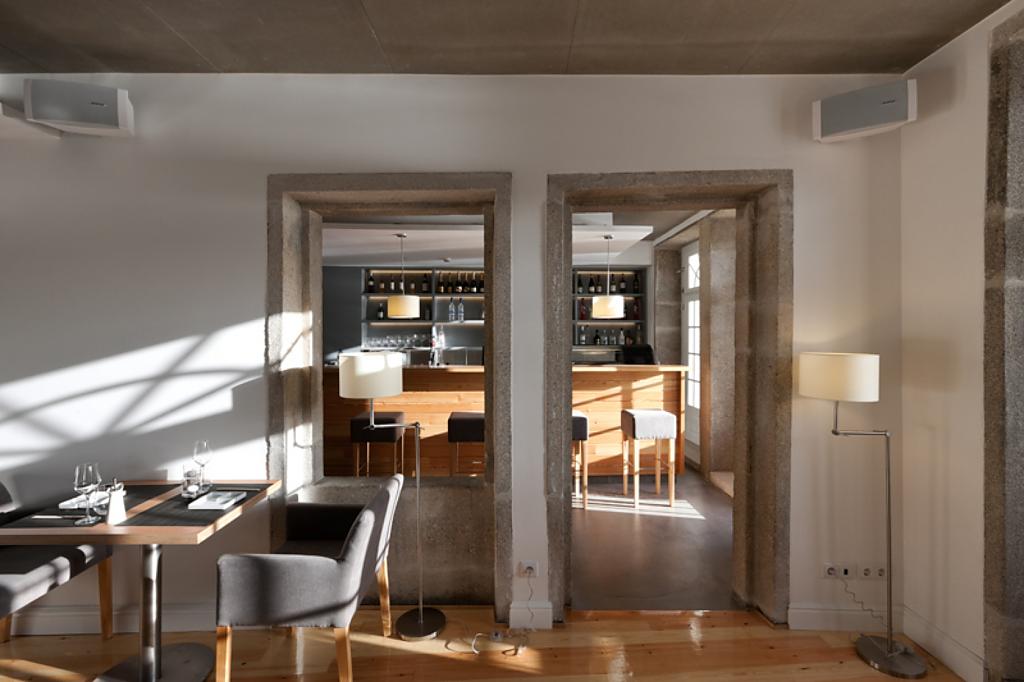 gull-restaurant-and-bar-1