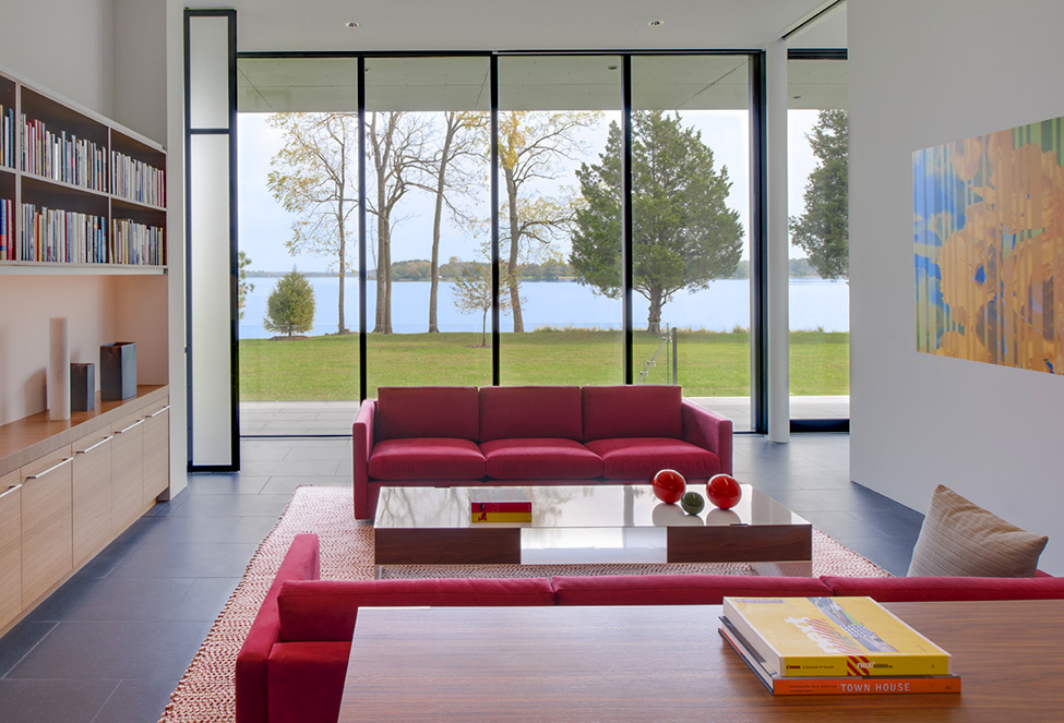 house-with-glass-corridors-idea-11