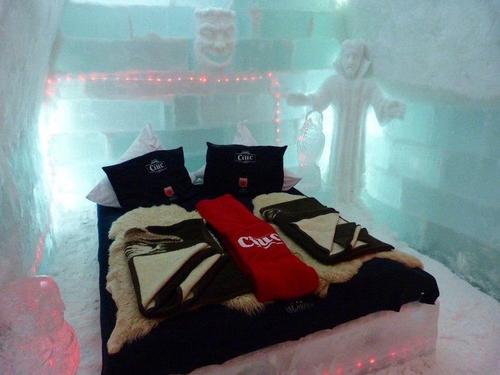 ice-hotel-3