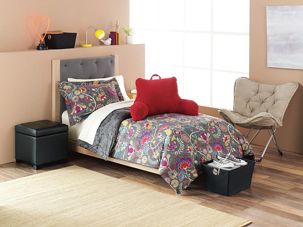 ideas-for-a-more-stylish-college-dorm-3