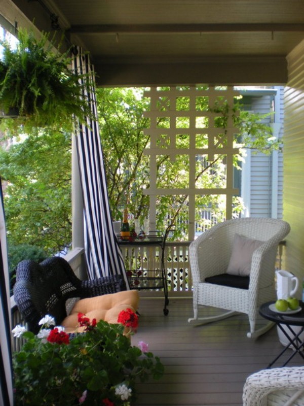 ideas-of-fabric-decor-in-garden-9