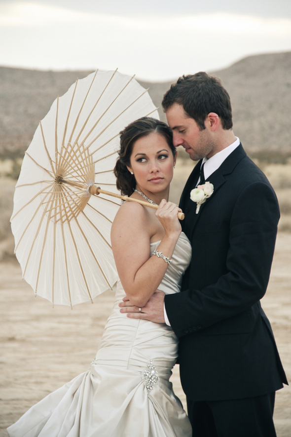 las-vegas-desert-wedding-shoot-14