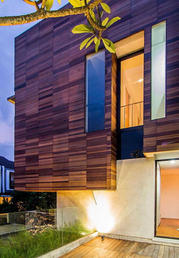 lumber-shaped-box-house-17