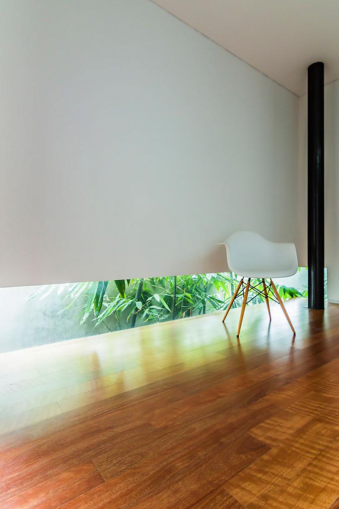 lumber-shaped-box-house-9