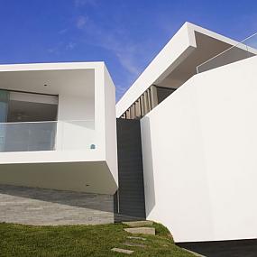 modern-house-with-volumes-25
