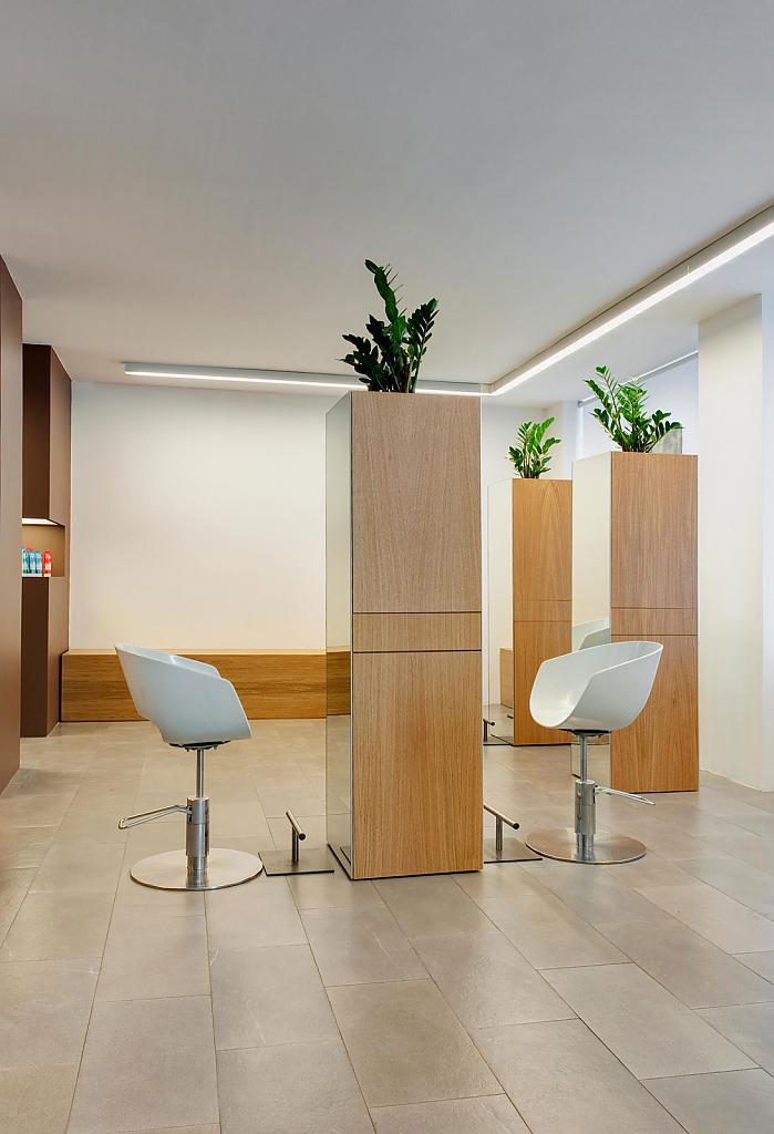 pepe-hairstylist-showroom-3