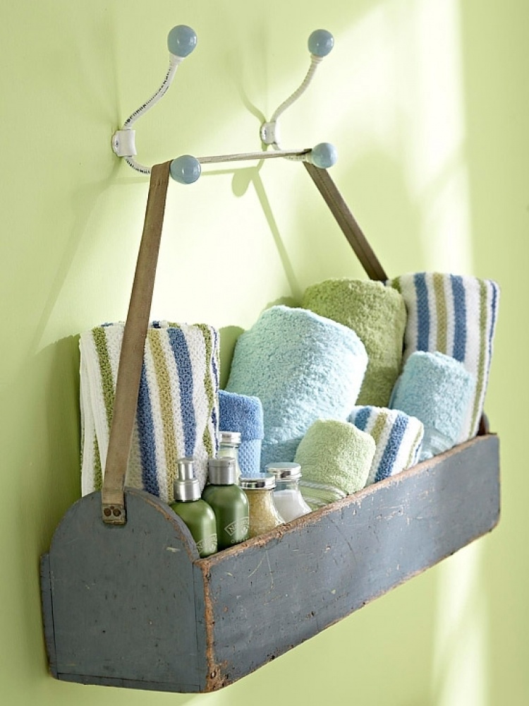 practical-bathroom-organization-ideas-14