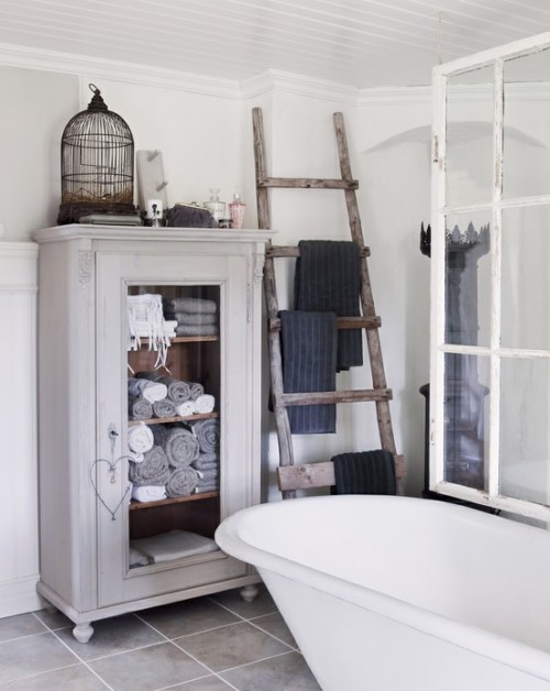 practical-bathroom-organization-ideas-15