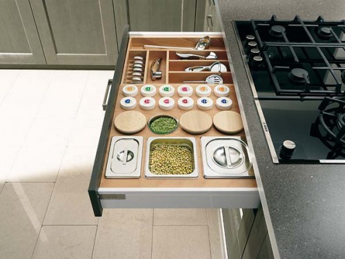 practical-kitchen-drawer-organization-ideas-5