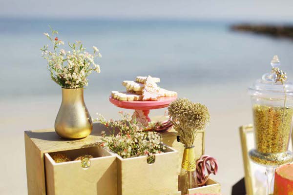 sparkly-gold-and-blush-christmas-dessert-table-5