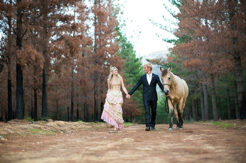 splendid-and-playful-gold-wedding-inspirational-27