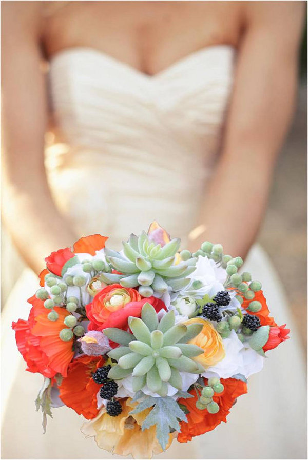 succulent-wedding-bouquet