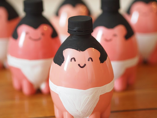 sumo-wrestler-plastic-bottle-bowling-pins-5