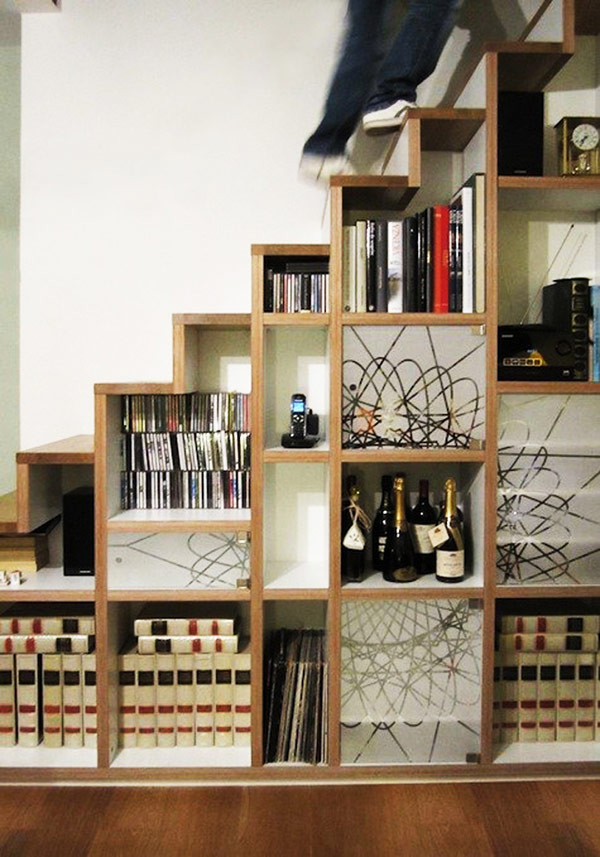 under-stairs-storage-space-and-shelf-ideas-12