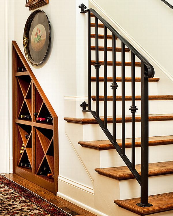 under-stairs-storage-space-and-shelf-ideas-15