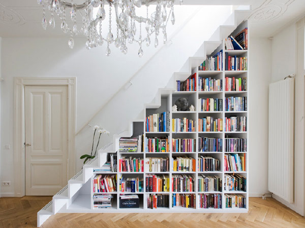 under-stairs-storage-space-and-shelf-ideas-9
