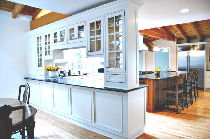 use-room-divider-as-an-extra-storage-space-on-a-kitchen-5