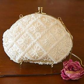 vintage-bridal-purses-27