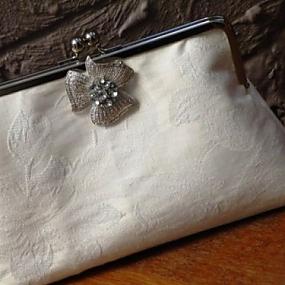vintage-bridal-purses-34