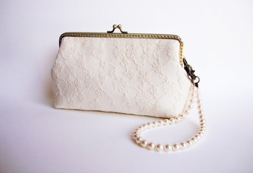 vintage-bridal-purses-45