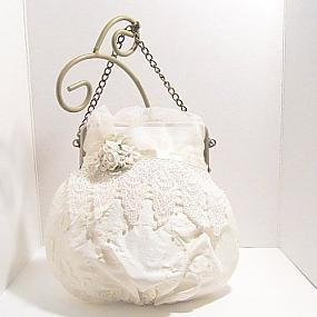 vintage-bridal-purses-51
