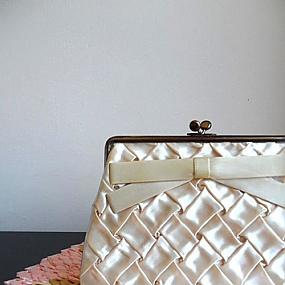 vintage-bridal-purses-6