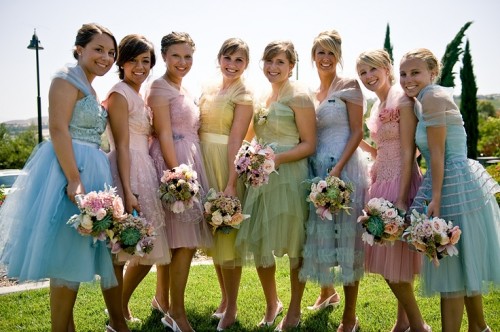 vintage-bridesmaids-dresses-9
