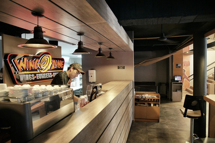 wing-zone-restaurant-17