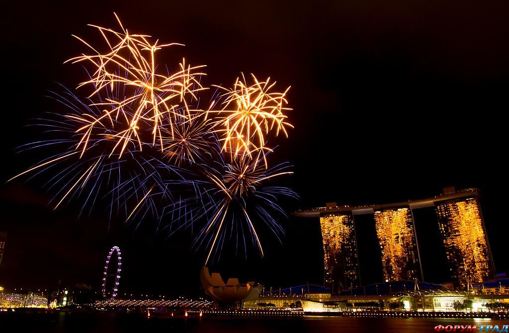 singapore-ndp-fireworks-2012-a416