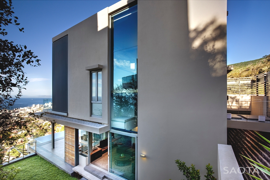 residence-head-road-1816-cape-town-01