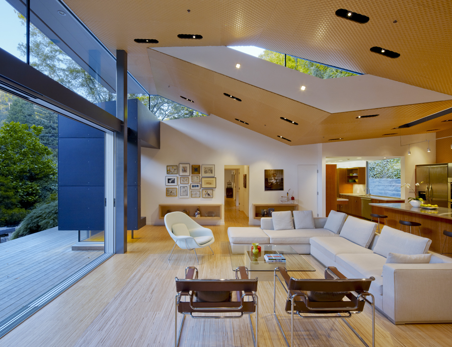 luxury-home-forested-hillside-7