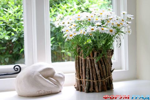 Декорирование горшка ветками