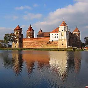 Мирский замок, посёлок Мир