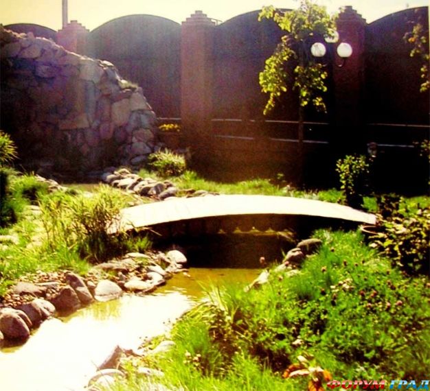 Мостик через ручей