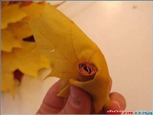 Букет из осоенних листьев