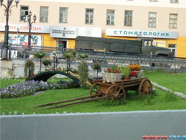 Ручей из цветов